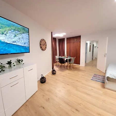 2-zimmer Fuer 4 Person In Essen-steele * Essen